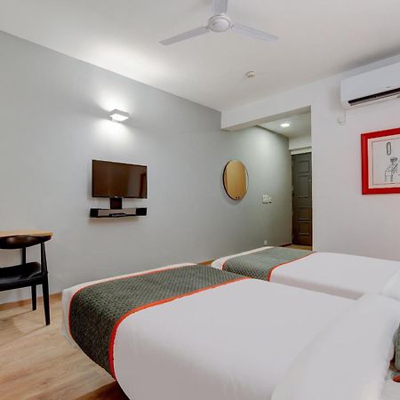 Townhouse Infinity Stays Gurgaon Exteriör bild
