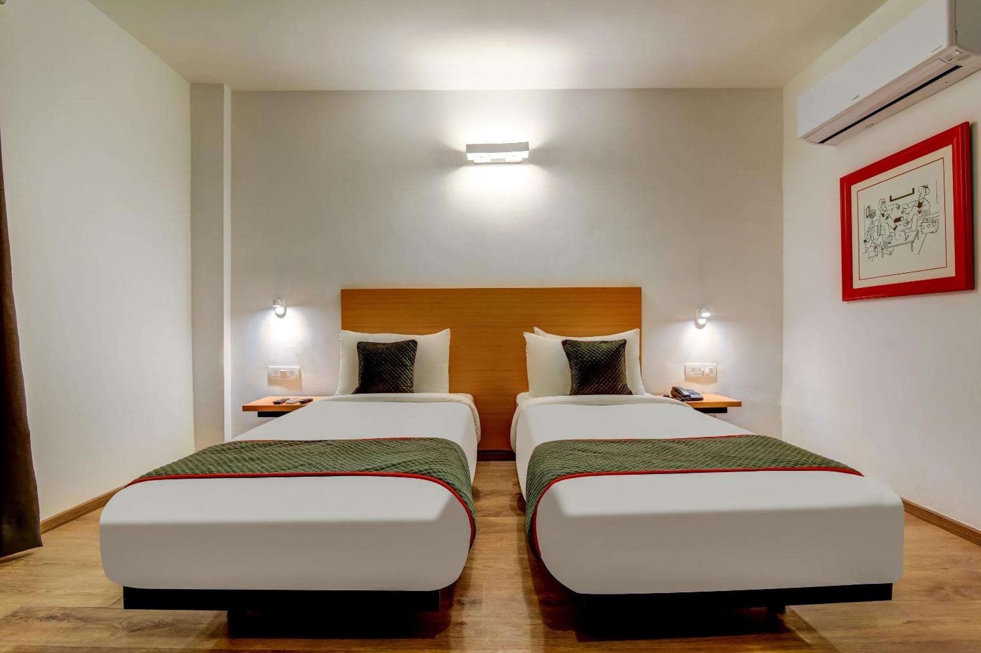 Townhouse Infinity Stays Gurgaon Exteriör bild