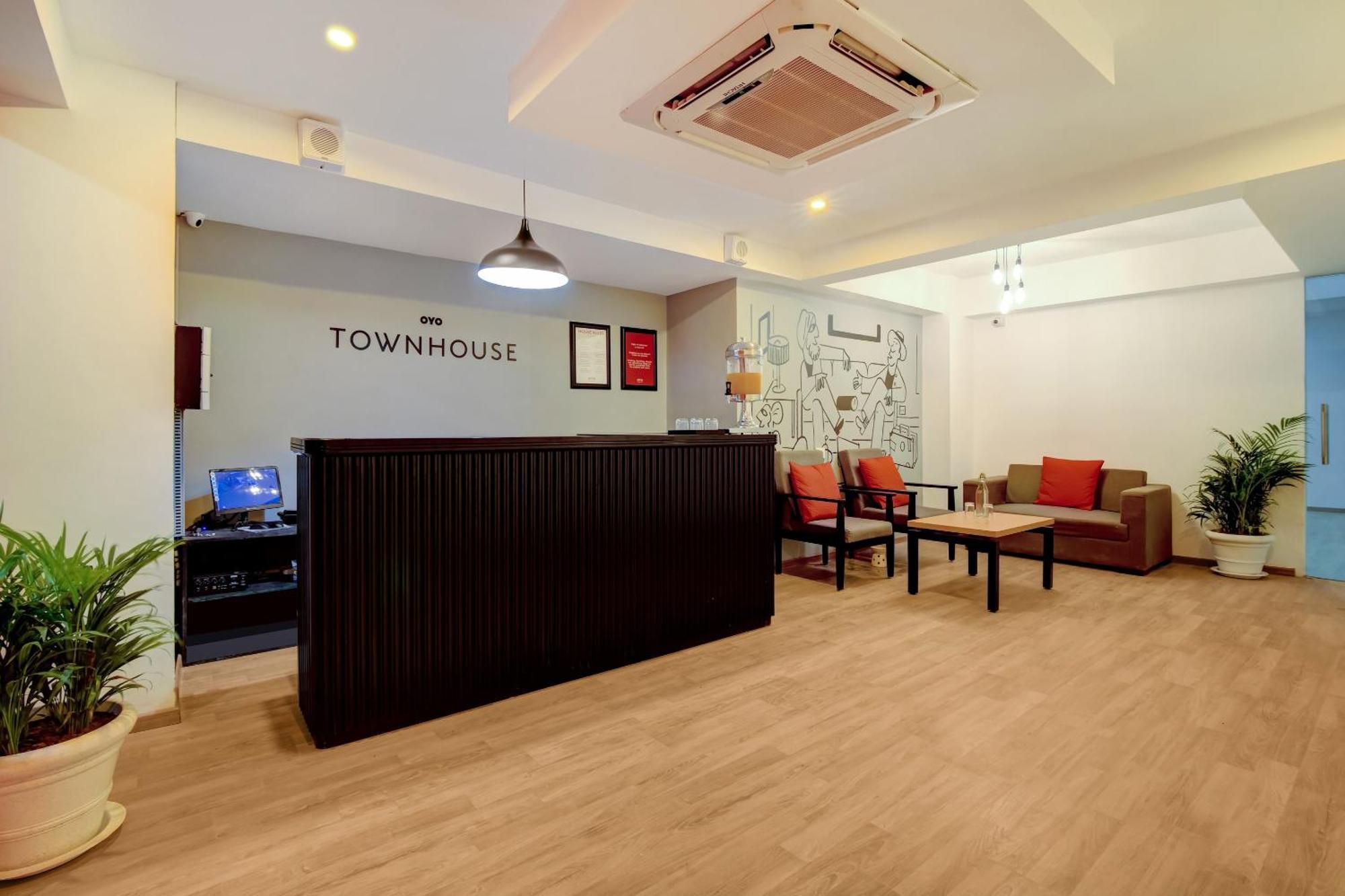 Townhouse Infinity Stays Gurgaon Exteriör bild