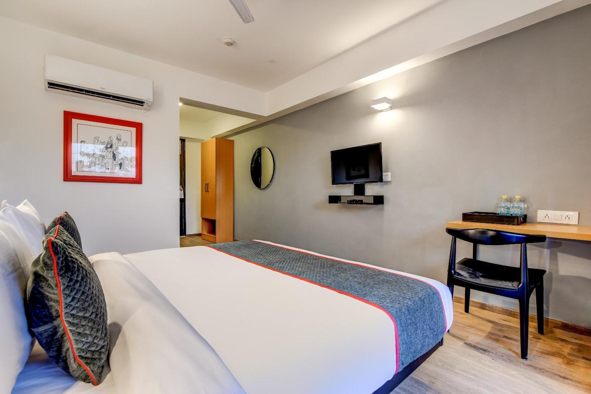 Townhouse Infinity Stays Gurgaon Exteriör bild