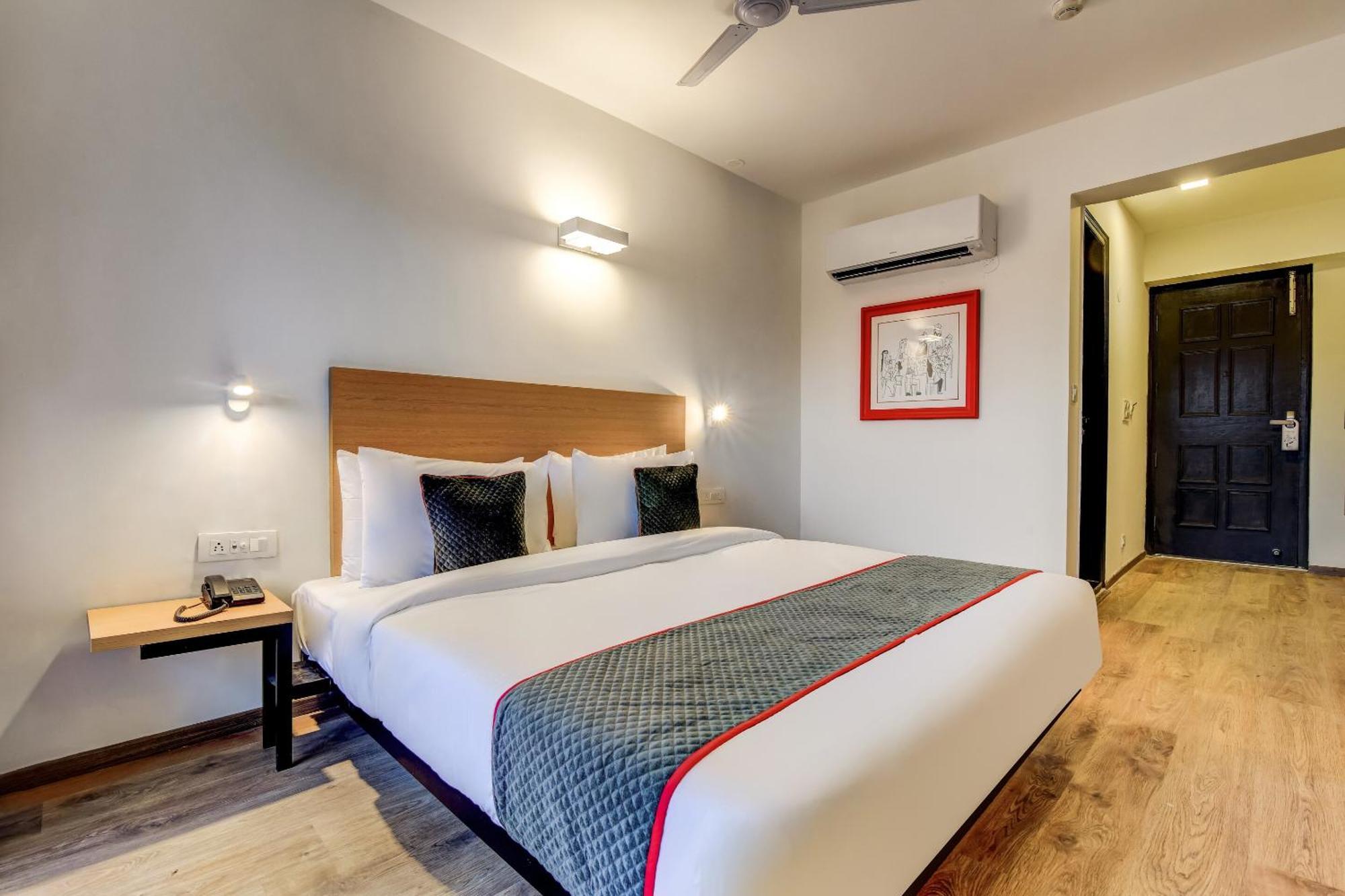 Townhouse Infinity Stays Gurgaon Exteriör bild