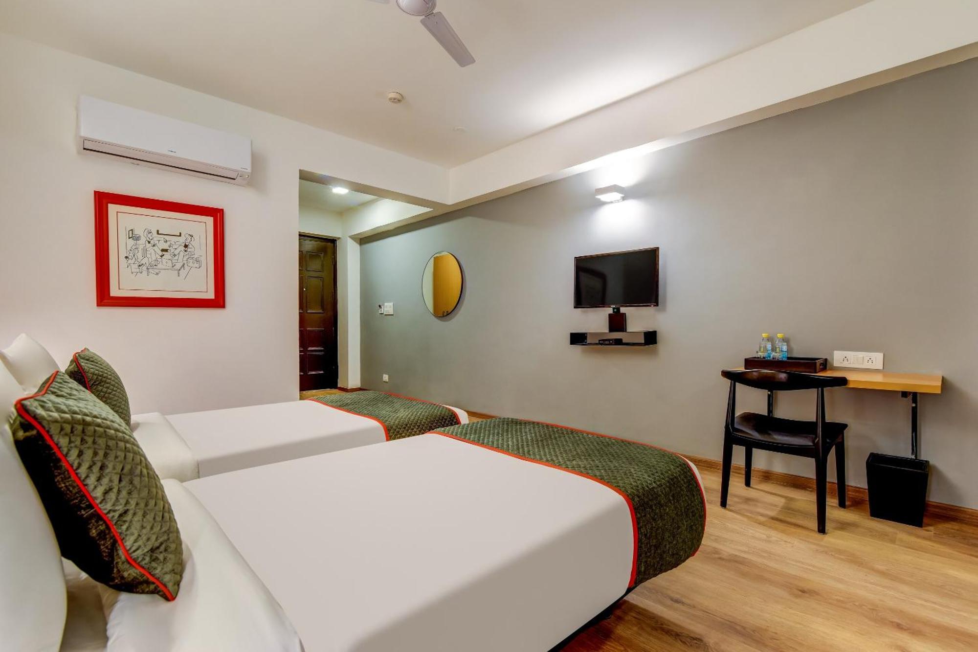 Townhouse Infinity Stays Gurgaon Exteriör bild